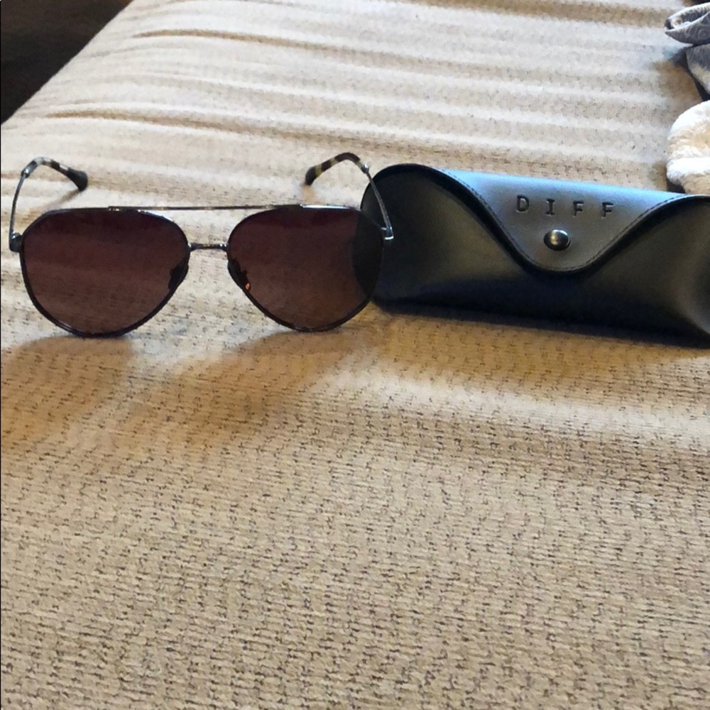 Never Worn Diff Eyewear Dash Sunglasses